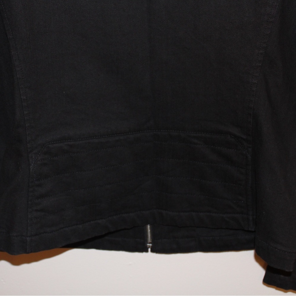 Ralph Lauren Black Utility Jacket with Streamlined Silhouette - Picture 7 of 9